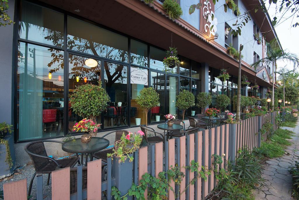 The Corner Hotel (Adults Only) Τσιανγκ Ράϊ Εξωτερικό φωτογραφία